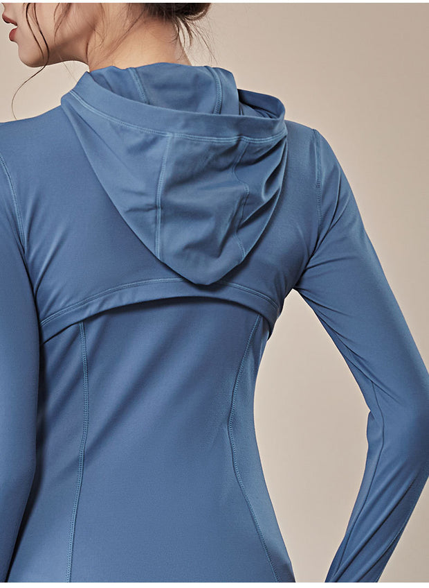 Breathable Hooded Sportswear for Women: Nylon Outerwear