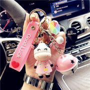 Adorable Pastoral Style Cow Keychain - Trending Pink Dad & Mom Designs