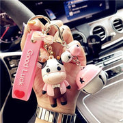 Adorable Pastoral Style Cow Keychain - Trending Pink Dad & Mom Designs